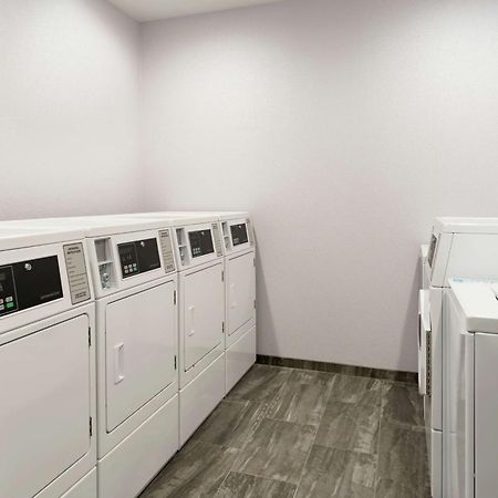 Home2 Suites By Hilton Norfolk Airport מראה חיצוני תמונה